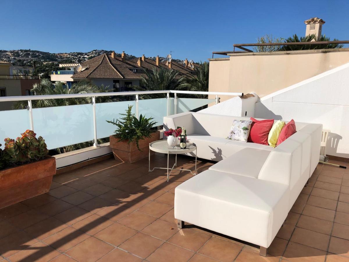 モライラPenthouse La Paz 9 - Castle Viewアパートメント エクステリア 写真